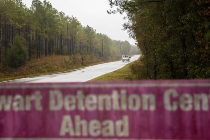 ICE Prison’s 911 Calls Overwhelm a Rural Georgia Emergency System