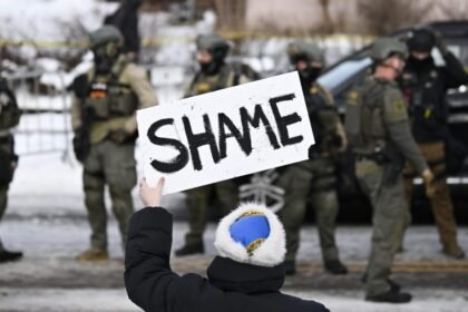 Feds Try Secret Grand Jury to Unmask Reddit ICE Critic