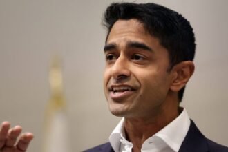 Sunrise Movement Endorses Saikat Chakrabarti to Replace Pelosi