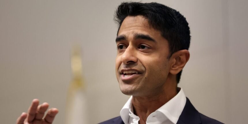 Sunrise Movement Endorses Saikat Chakrabarti to Replace Pelosi