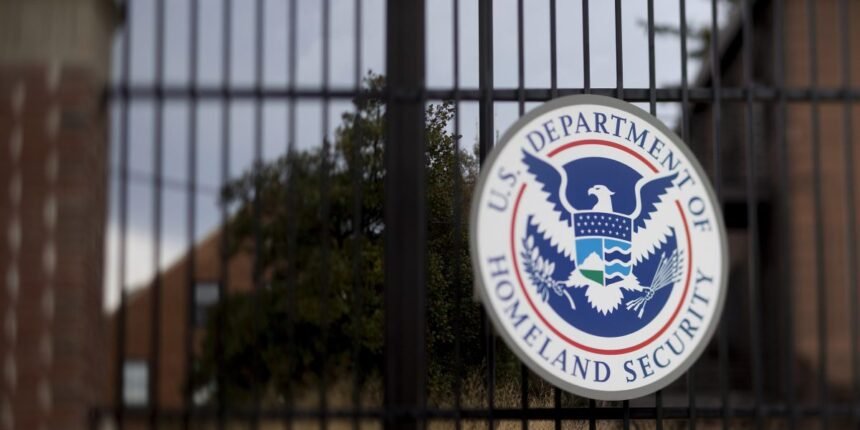 Immigrant Wants to Pay $368,000 in Fines, but Broken Payment System Won’t Let Him